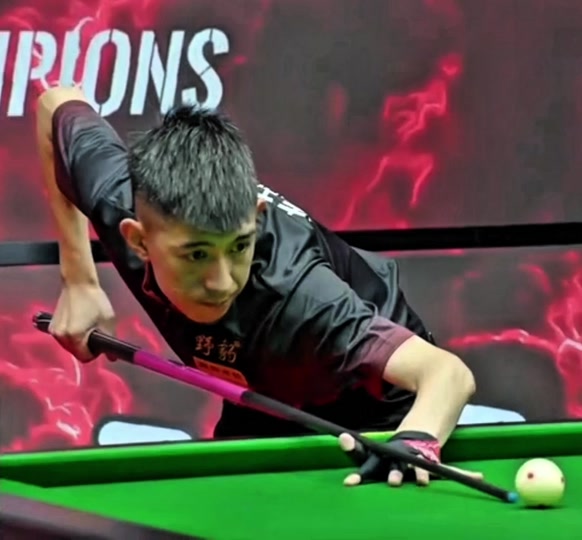 对防守球员 对防守球员